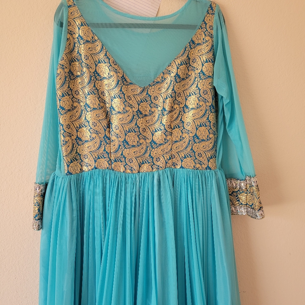 Lang maxi dress light blue four way struchi net.